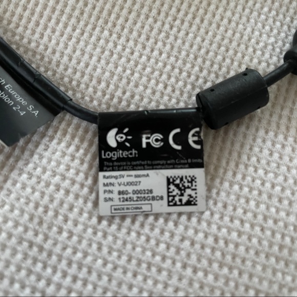 Logitech WebCam 1080P Laptop Computer - Picture 9 of 10